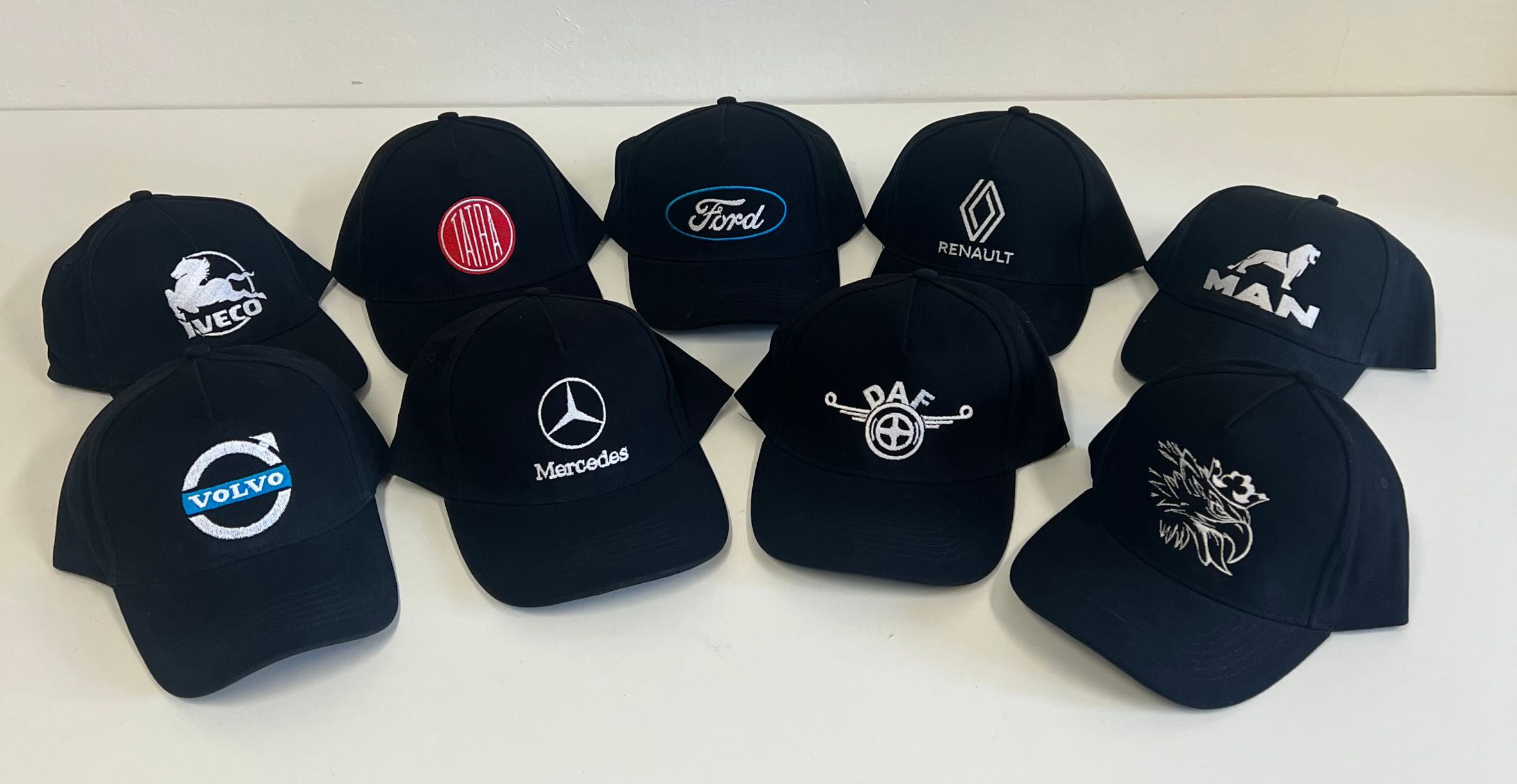 Kšiltovka s výšivkou