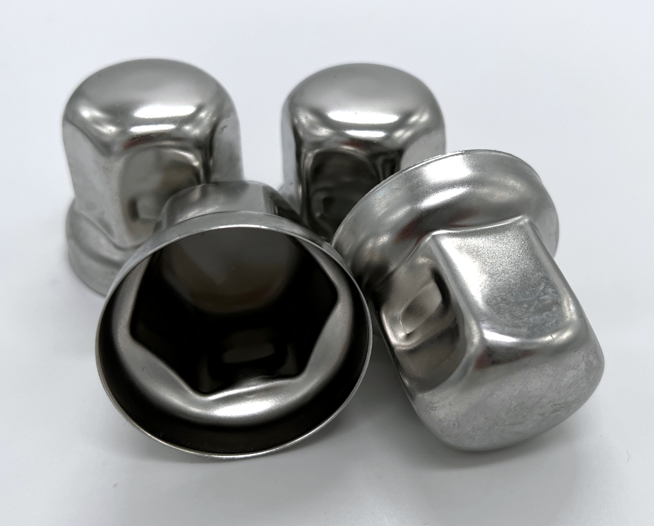 Kryt šroubů kol 33mm - nerez ocel (sada 20ks)