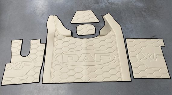 autokoberec DAF 106 od 2017 automat – vlastní kombinace /vzor 1/