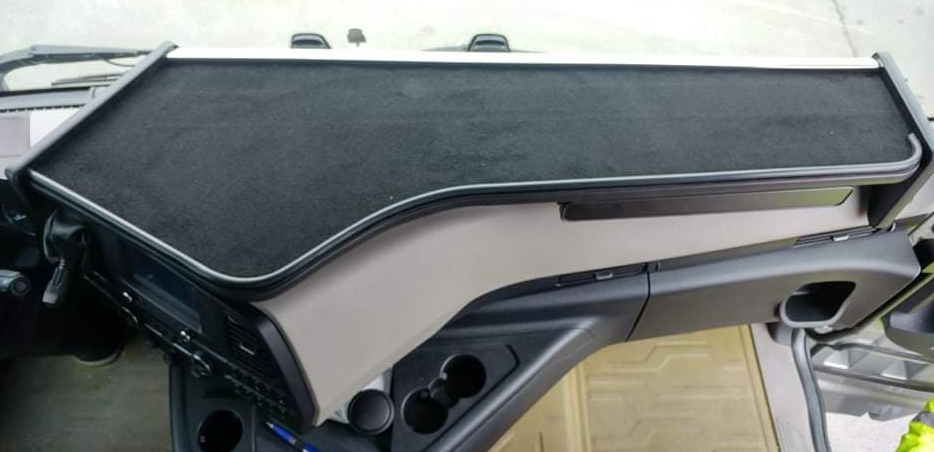 odkládací stolek FORD F-MAX - celkový