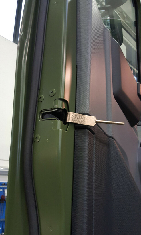 Zabezpečení dveří – RENAULT Gamma T