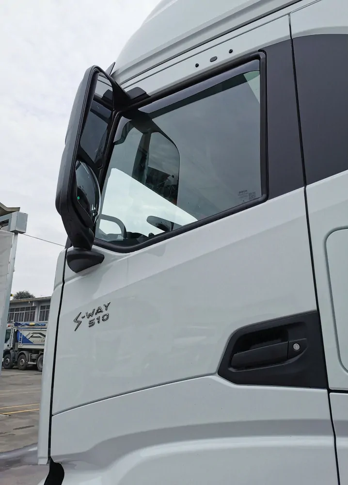 Ofuky IVECO S-WAY - krátké