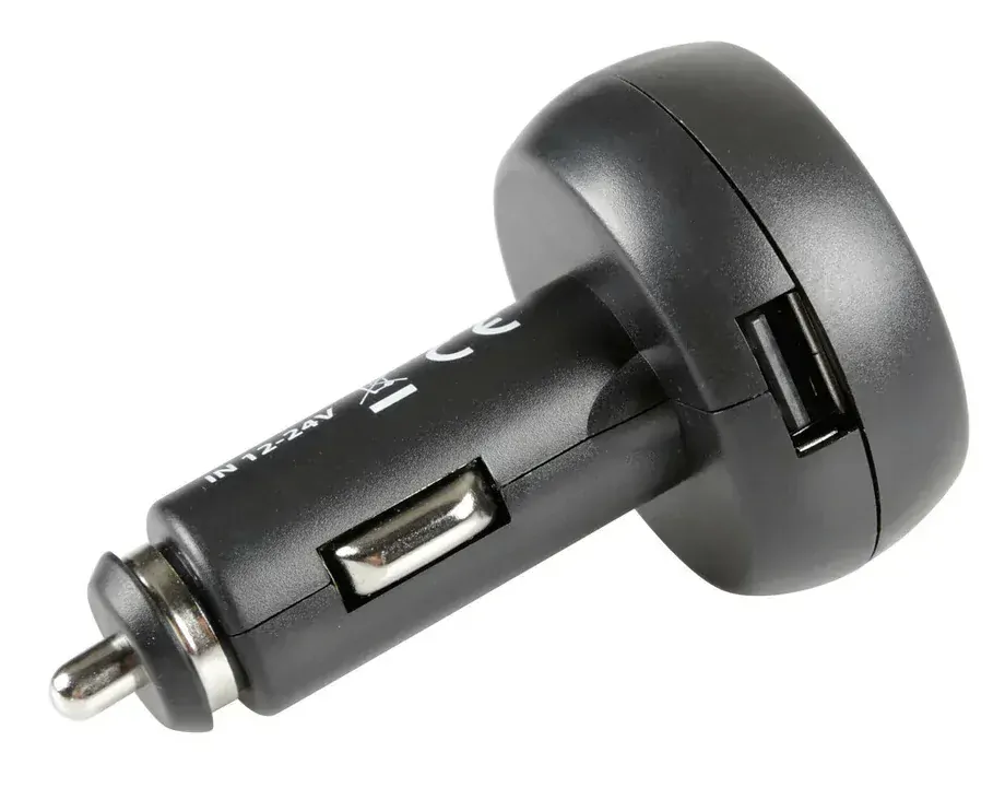 Voltmetr s USB nabíječkou a teploměrem