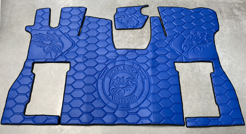 autokoberec SCANIA S od 2017 (sedadlo spol. vzduch) – vlastní kombinace /vzor 1/